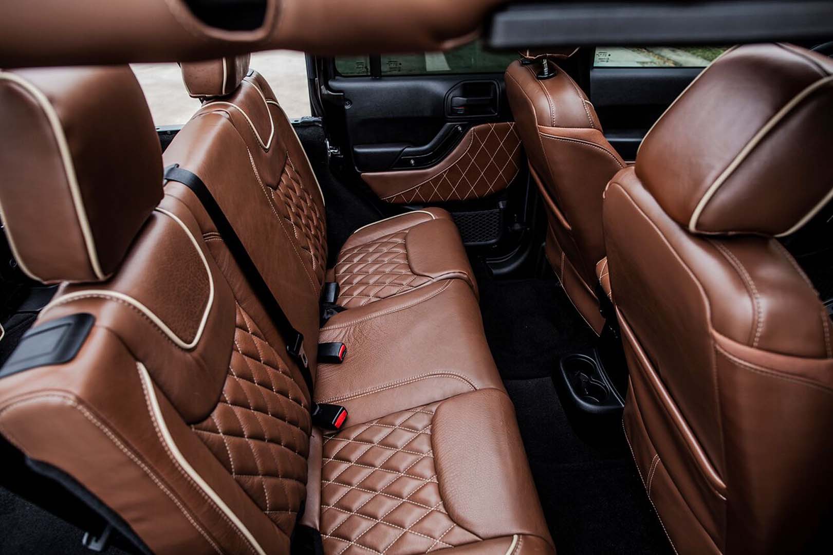 Top 66+ imagen custom leather seats for jeep wrangler