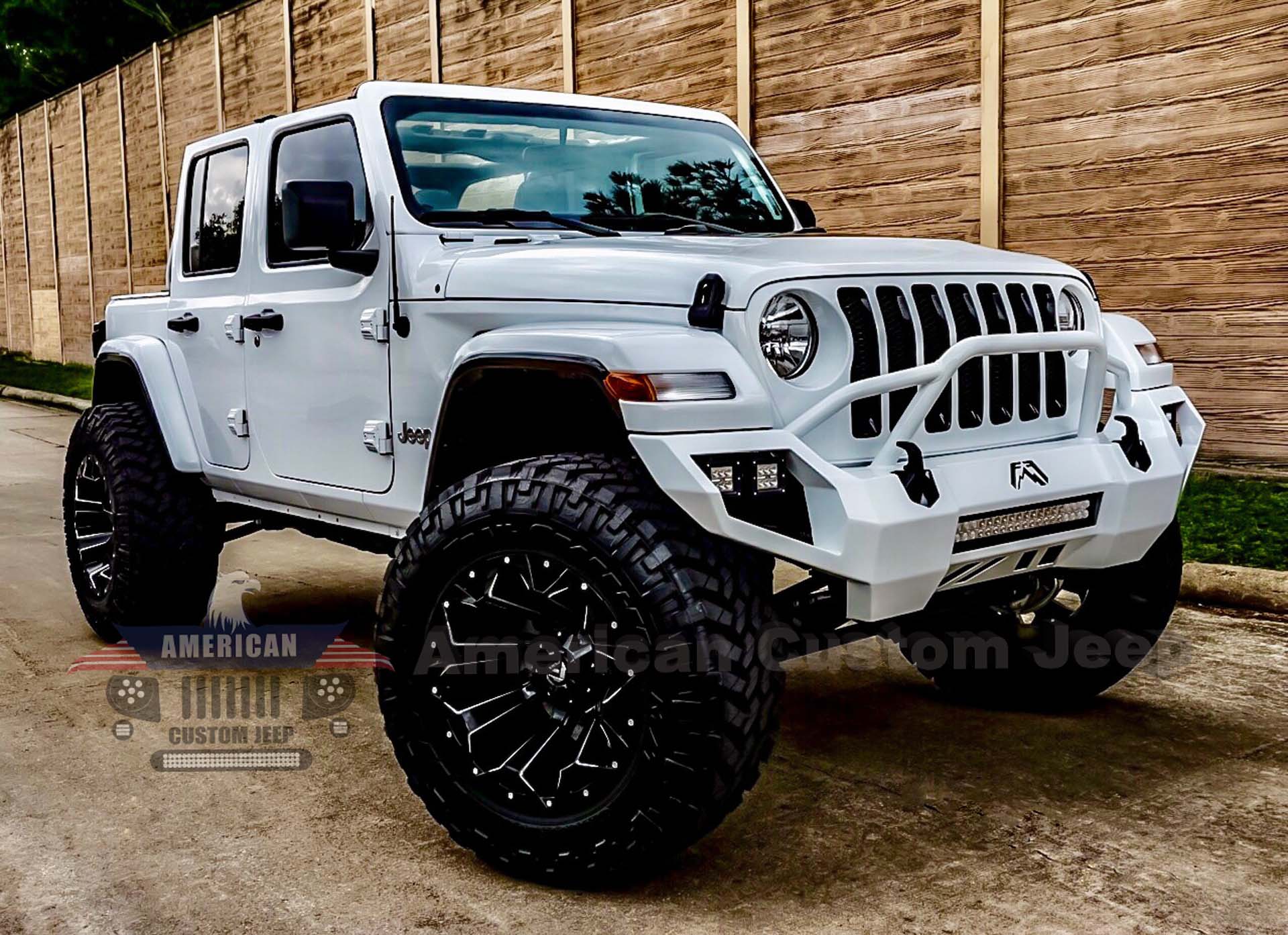 JL Series | White Raider Edition | Build Your Own Jeep | Houston, TX &  Denver, CO | American Custom Jeep